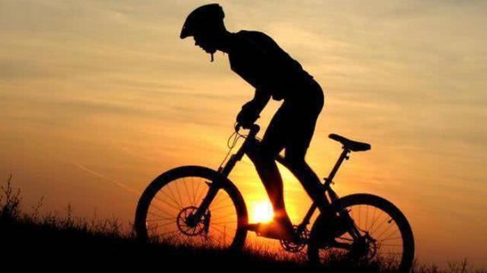 旅游祝福经典短句子（汇总120句）